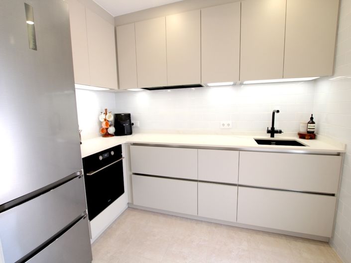 Image No.17-2 Bed Townhouse for sale