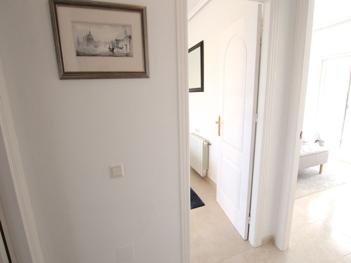 Image No.21-2 Bed Townhouse for sale