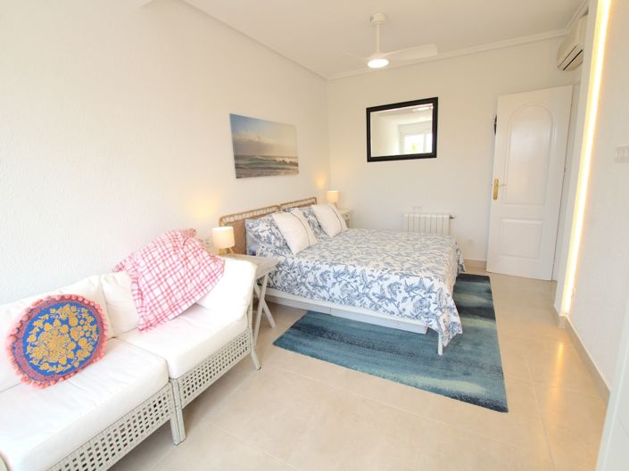 Image No.24-2 Bed Townhouse for sale