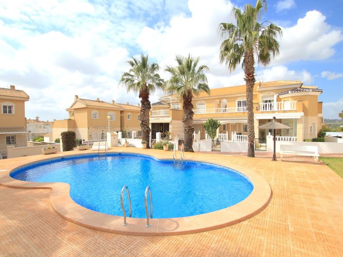 Image No.5-2 Bed Townhouse for sale