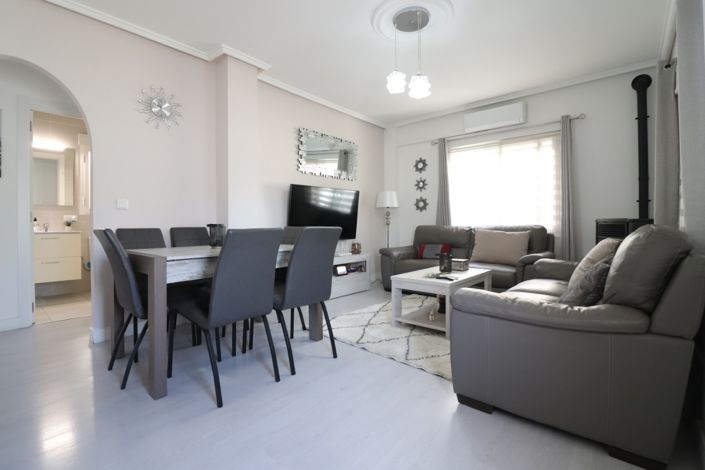 Image No.3-3 Bed Villa for sale