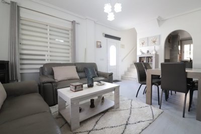 49461stylishvillainciudadaquesadawith3beds2ba