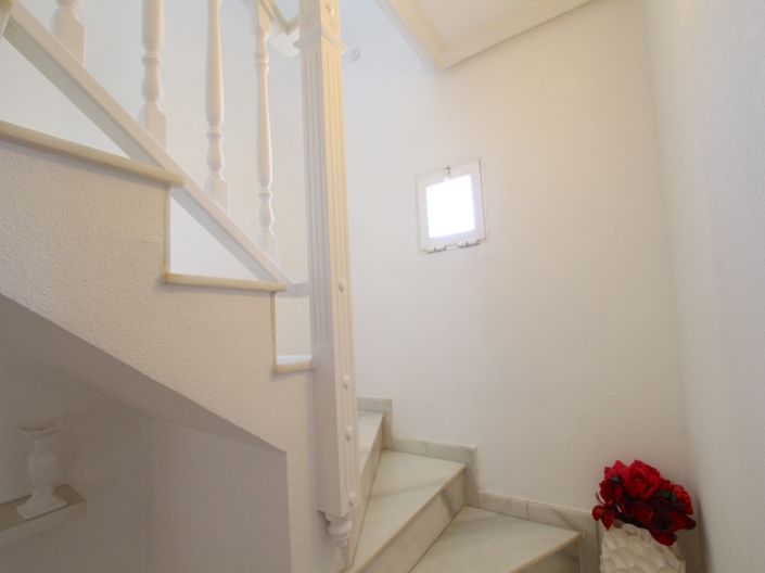 Image No.23-3 Bed Apartment for sale