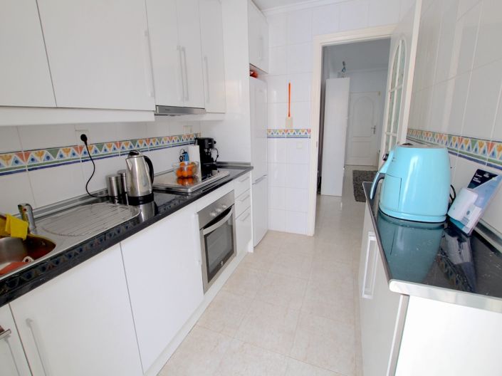 Image No.16-3 Bed Townhouse for sale