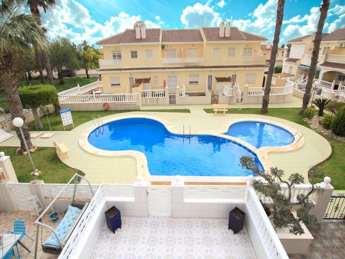 Image No.2-3 Bed Townhouse for sale