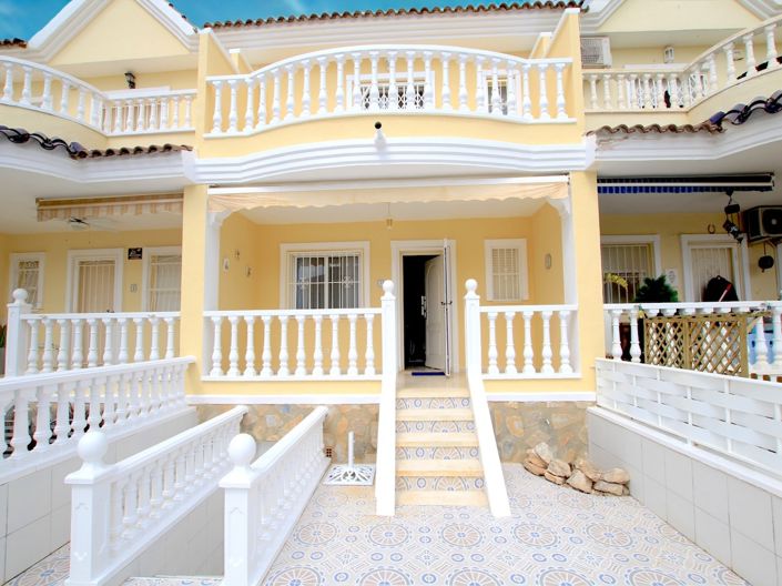 Image No.3-3 Bed Townhouse for sale