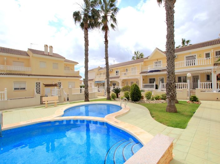 Image No.4-3 Bed Townhouse for sale