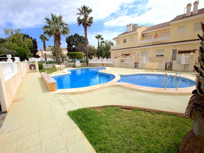 Image No.5-3 Bed Townhouse for sale