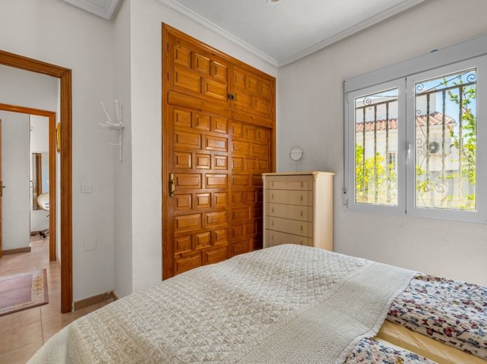 Image No.26-2 Bed Villa for sale