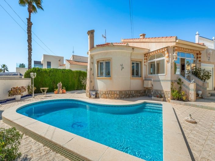 Image No.4-2 Bed Villa for sale