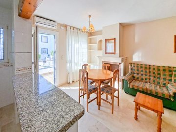 49466charmingtwobedroombungalowwithprivatesol