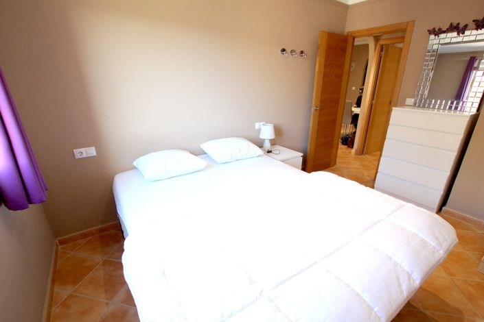 Image No.12-2 Bed Apartment for sale