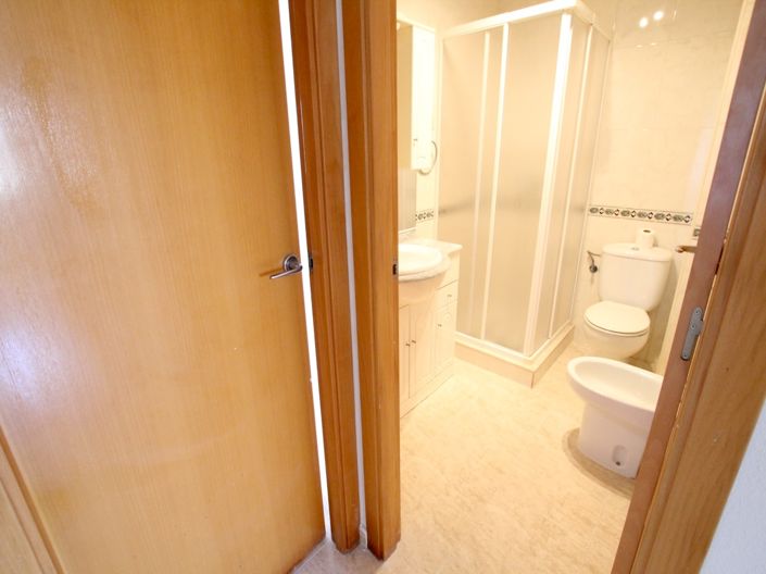 Image No.16-2 Bed Apartment for sale