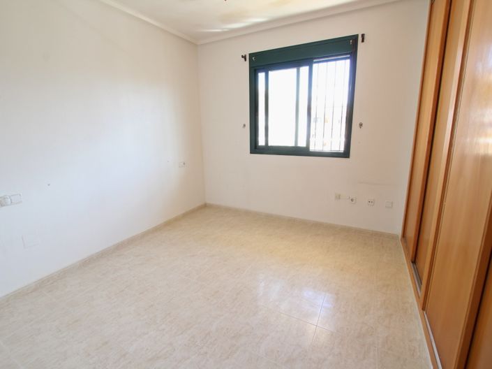 Image No.22-2 Bed Apartment for sale