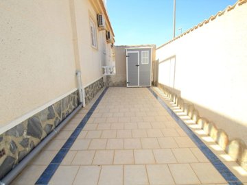 49476fabuloustwobedroomsemidetachedbungalow09