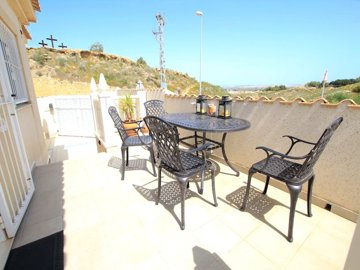 49476fabuloustwobedroomsemidetachedbungalow09