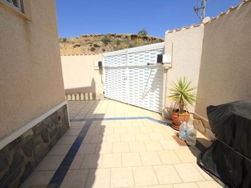 49476fabuloustwobedroomsemidetachedbungalow09