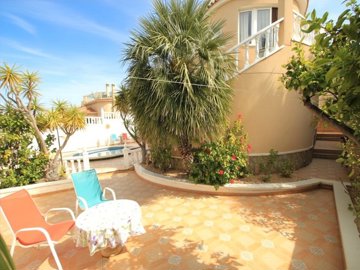 49481charming2bedroomvillaoverlookinglamarque