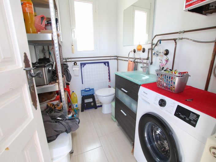 Image No.27-2 Bed Villa for sale