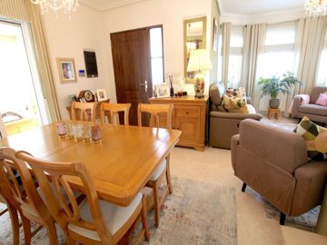 49477elegantfourbedroomdetachedvillainvillasa