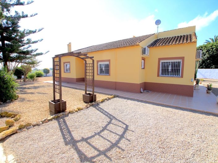 Image No.18-3 Bed Finca for sale