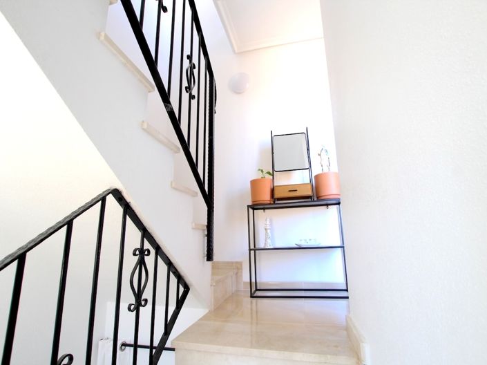 Image No.20-3 Bed Villa for sale