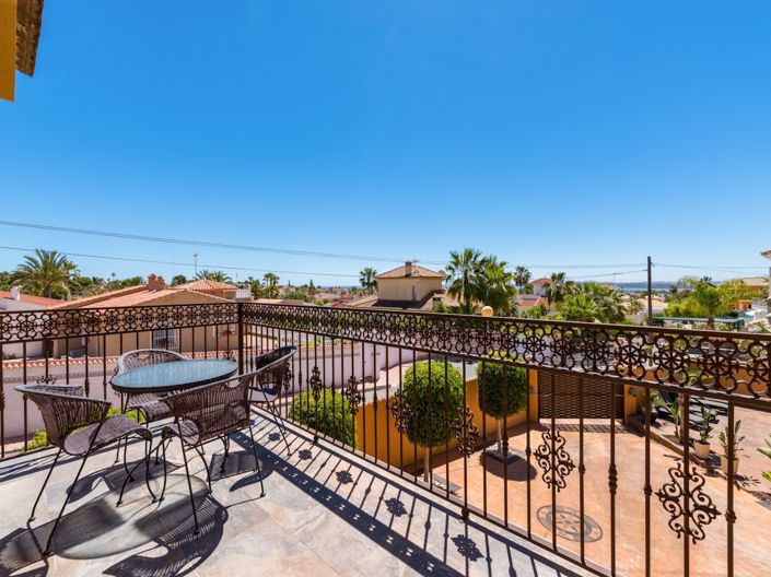 Image No.16-4 Bed Villa for sale