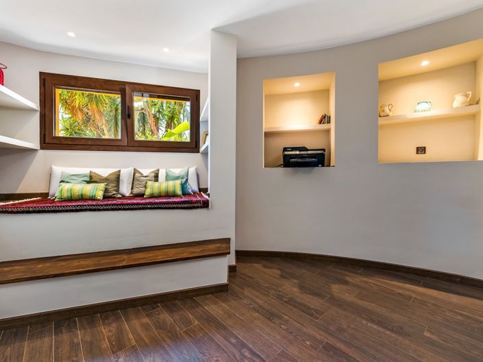 Image No.28-4 Bed Villa for sale