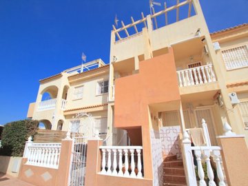 49500sundrenchedtopfloorlafloridaapartmentwit