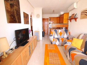 49500sundrenchedtopfloorlafloridaapartmentwit