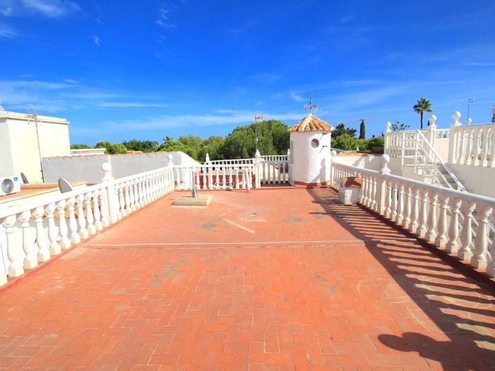 Image No.30-3 Bed Villa for sale