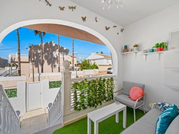 49503charming3bedsemidetachedvillawithdirectp