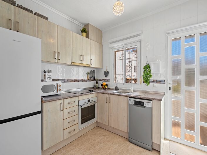 Image No.17-3 Bed Villa for sale