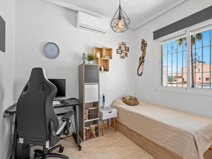 Image No.24-3 Bed Villa for sale