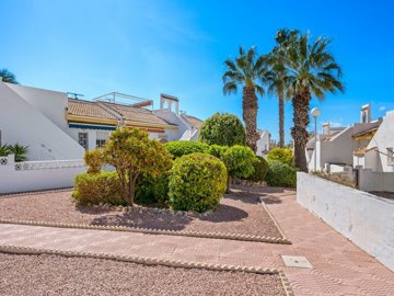 49503charming3bedsemidetachedvillawithdirectp