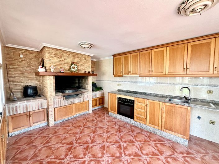 Image No.11-5 Bed Villa for sale