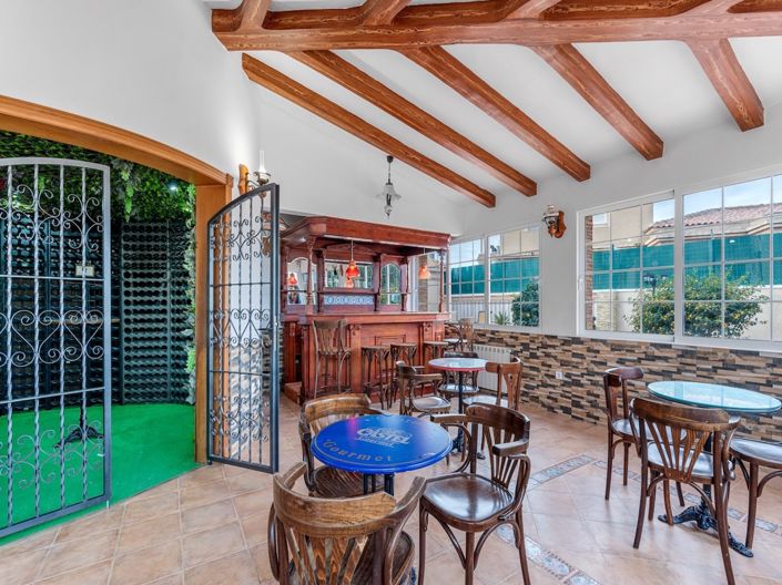 Image No.14-5 Bed Villa for sale