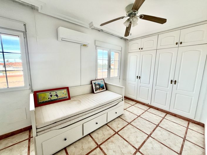 Image No.23-5 Bed Villa for sale