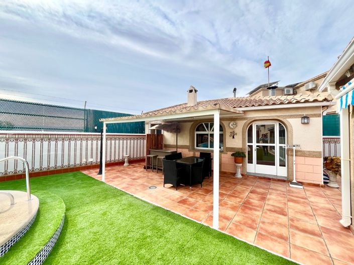 Image No.9-5 Bed Villa for sale