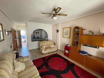 49505traditionalstyletwobedroomendtownhouse24