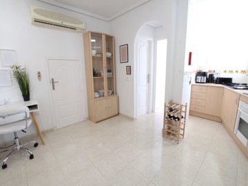 49508stylish3bedroomendtownhouseinasoughtafte