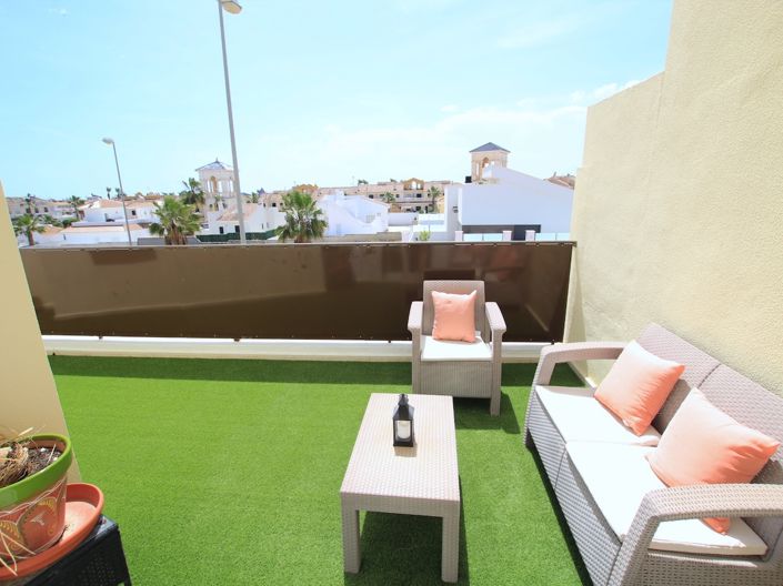 Image No.30-3 Bed Townhouse for sale