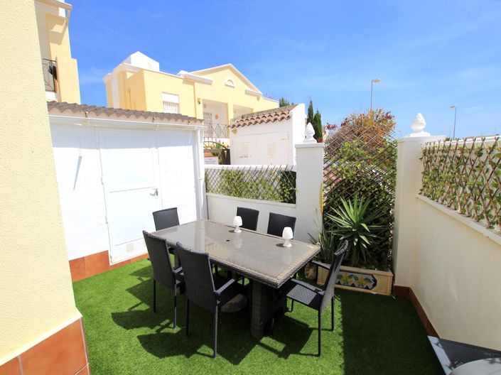 Image No.6-3 Bed Townhouse for sale