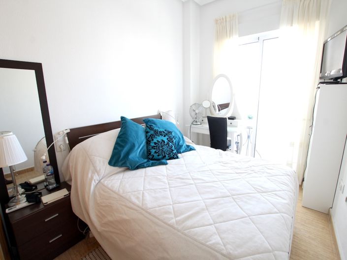 Image No.17-2 Bed Apartment for sale