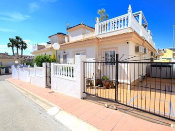 49517charming2bedroomsouthfacingwithgreatoutd