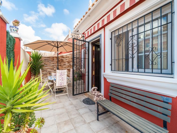 Image No.6-3 Bed Villa for sale