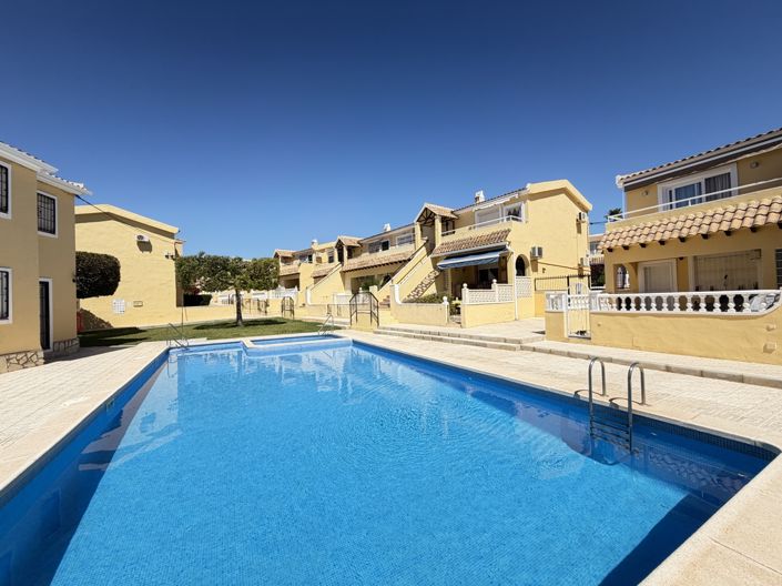 Image No.4-2 Bed Apartment for sale