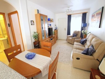 49534wonderfultwobedroomgroundfloorapartmenti