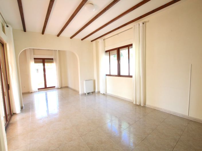 Image No.25-3 Bed Villa for sale