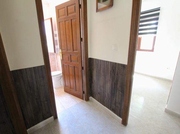 Image No.26-3 Bed Villa for sale
